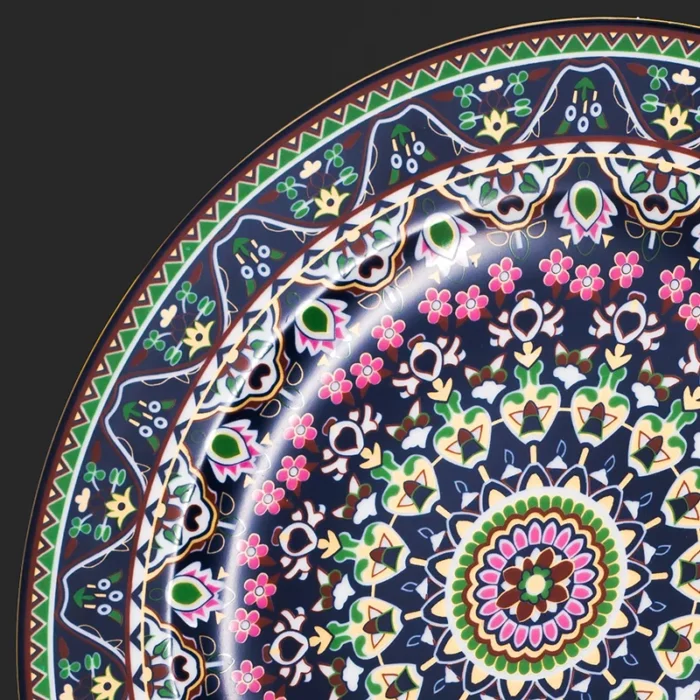 چینی ترنج 9پارچه سورمه ای-جزئیات دیتیل چینی مقصود طرح ترنج سورمه ای